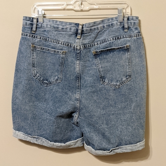 Shein Denim Cutoff jean Shorts - Picture 3 of 5